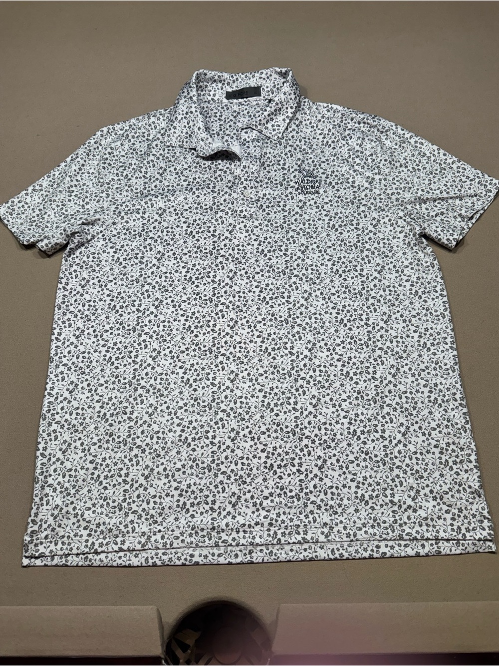 G/FORE Garden Tech Stretch Jersey Polo in Olive Green and White